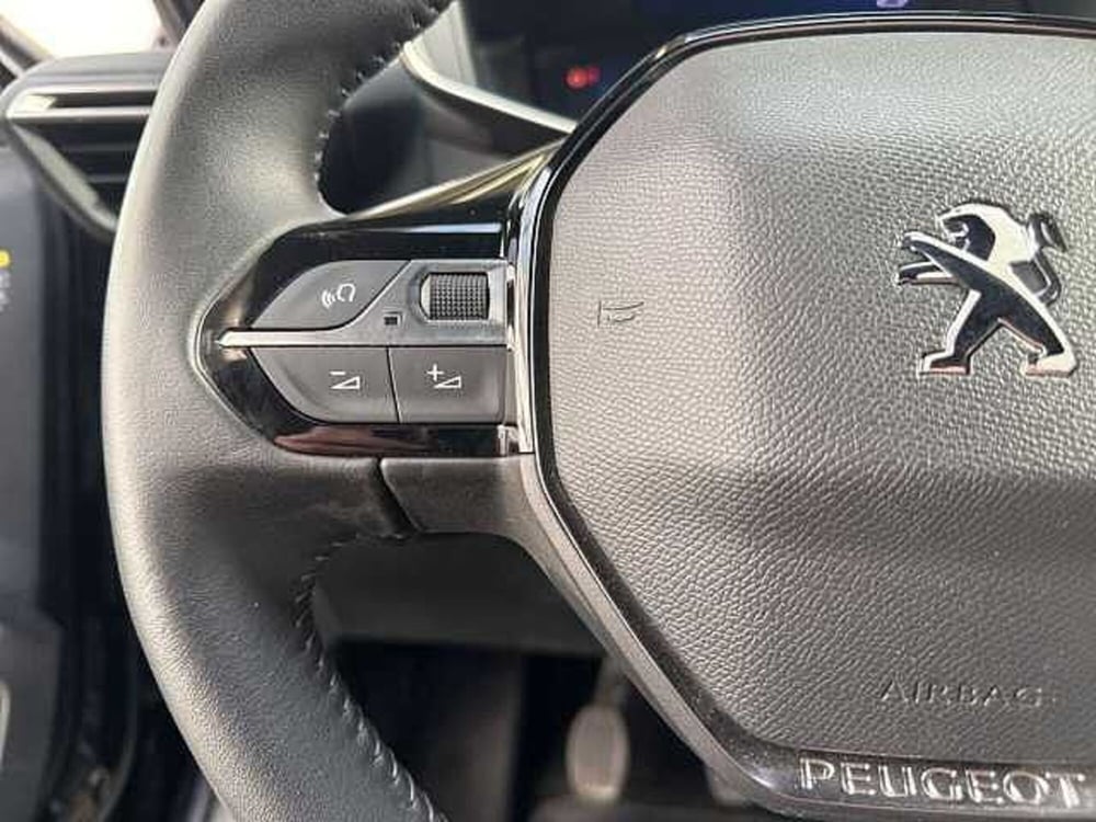 Peugeot 2008 usata a Napoli (15)