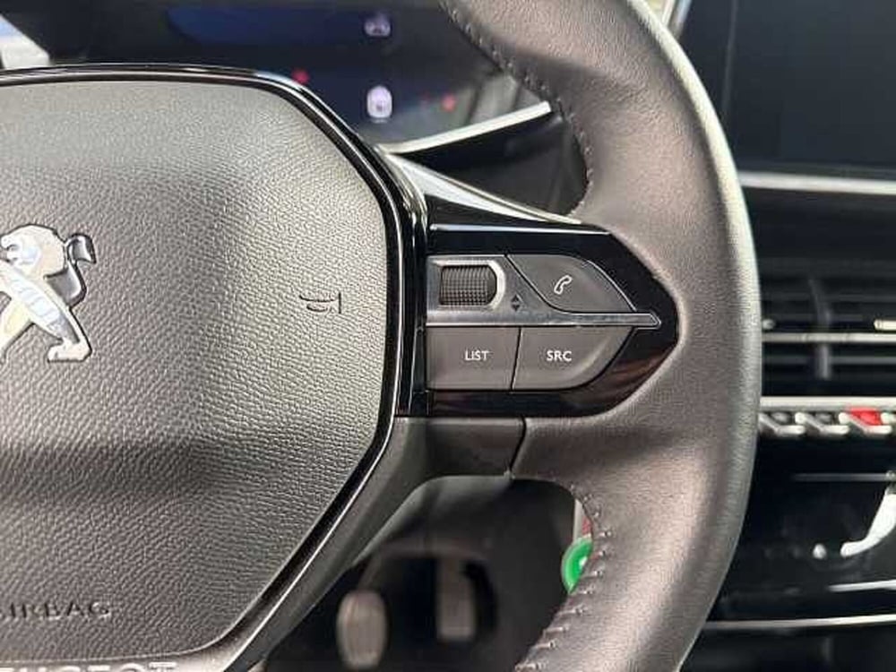 Peugeot 2008 usata a Napoli (16)