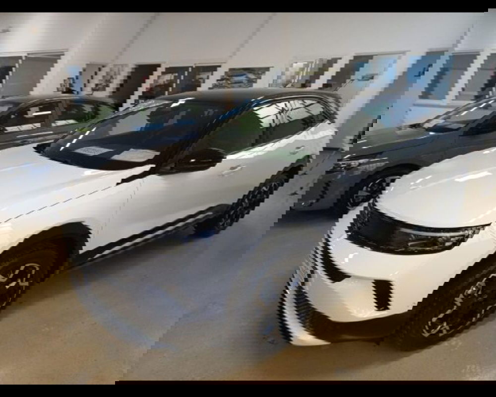 Opel Mokka nuova a Alessandria