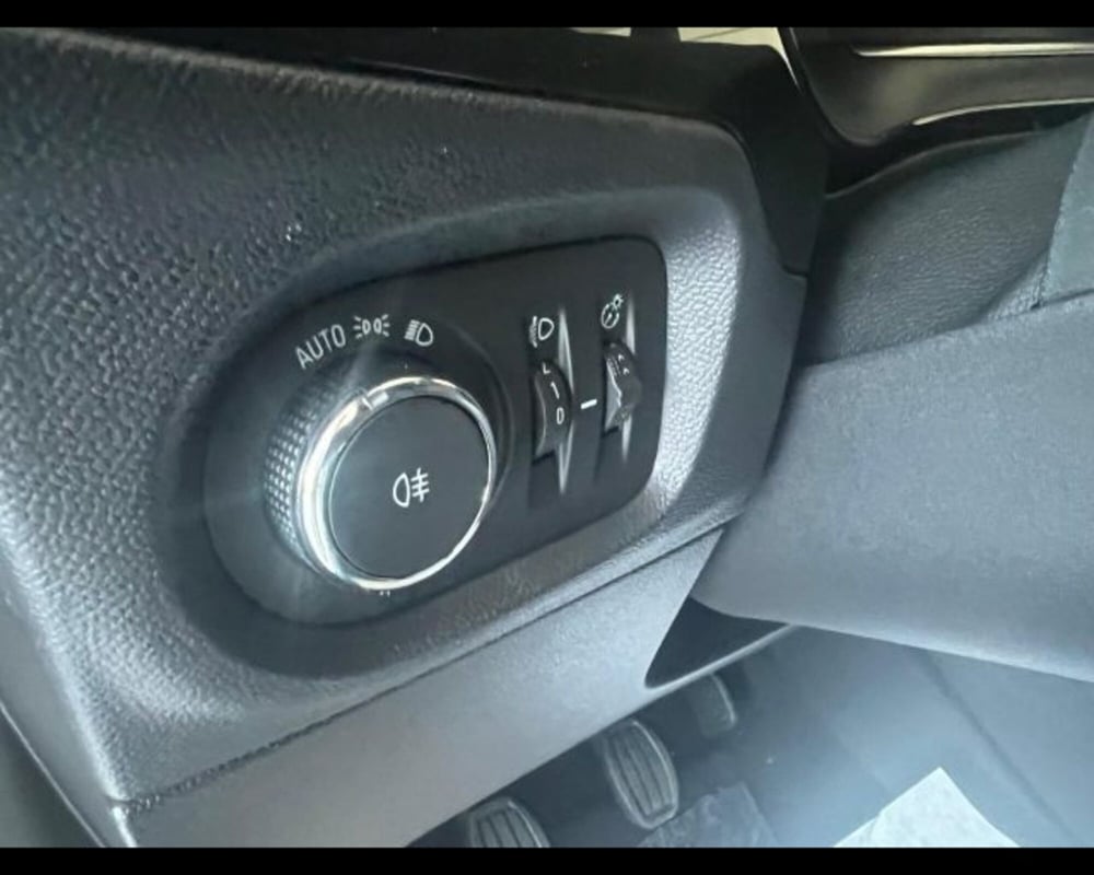 Opel Corsa nuova a Alessandria (11)
