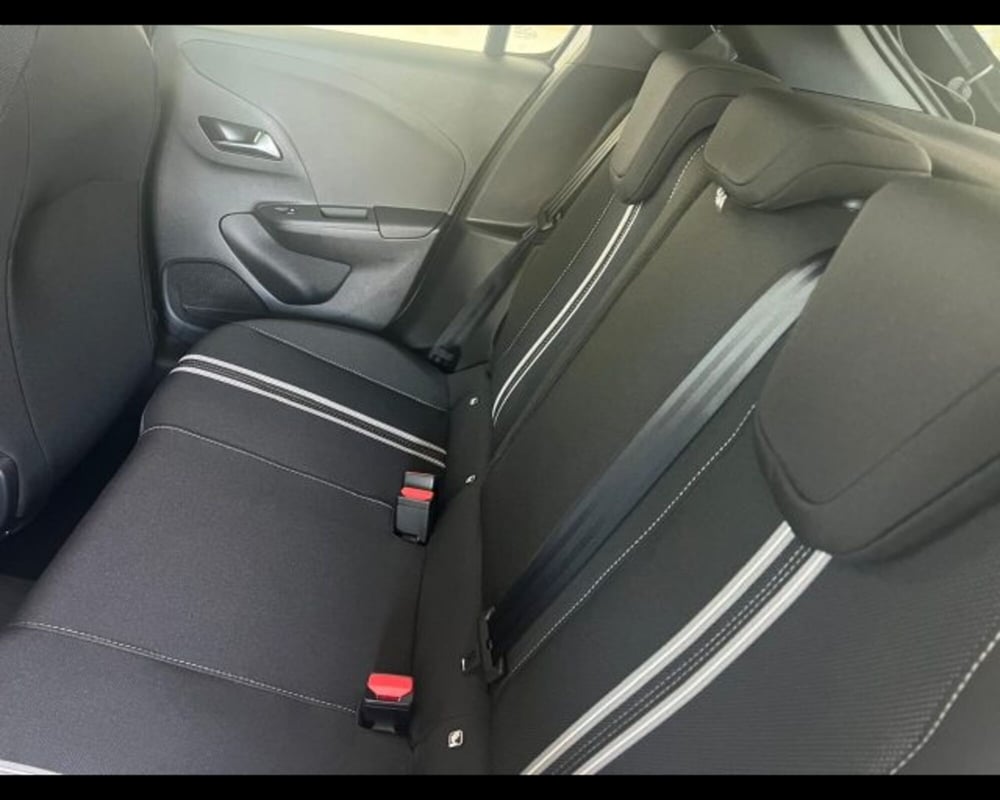 Opel Corsa nuova a Alessandria (6)