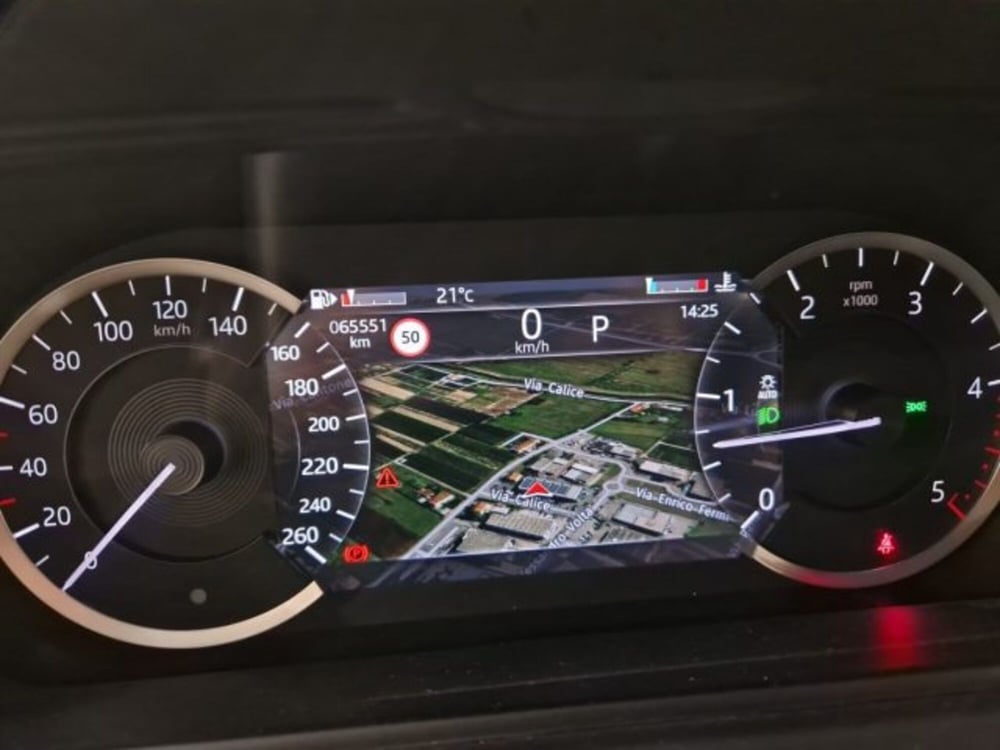 Land Rover Range Rover Velar usata a Livorno (10)