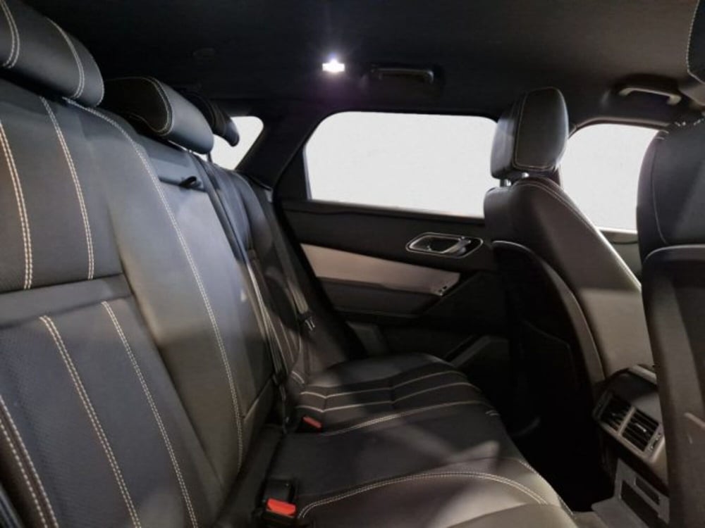Land Rover Range Rover Velar usata a Livorno (5)