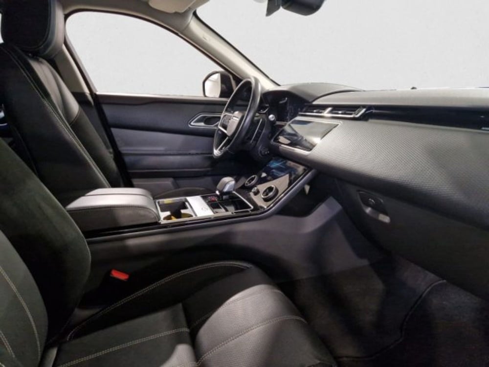 Land Rover Range Rover Velar usata a Livorno (11)