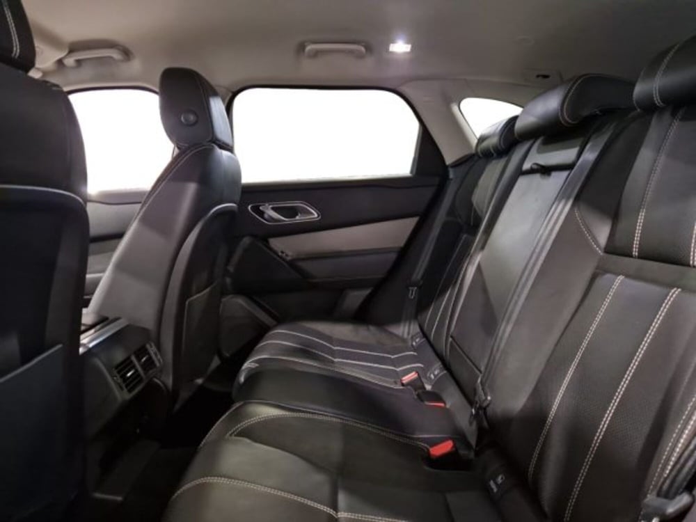 Land Rover Range Rover Velar usata a Livorno (16)