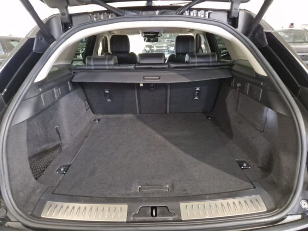Land Rover Range Rover Velar usata a Livorno (17)