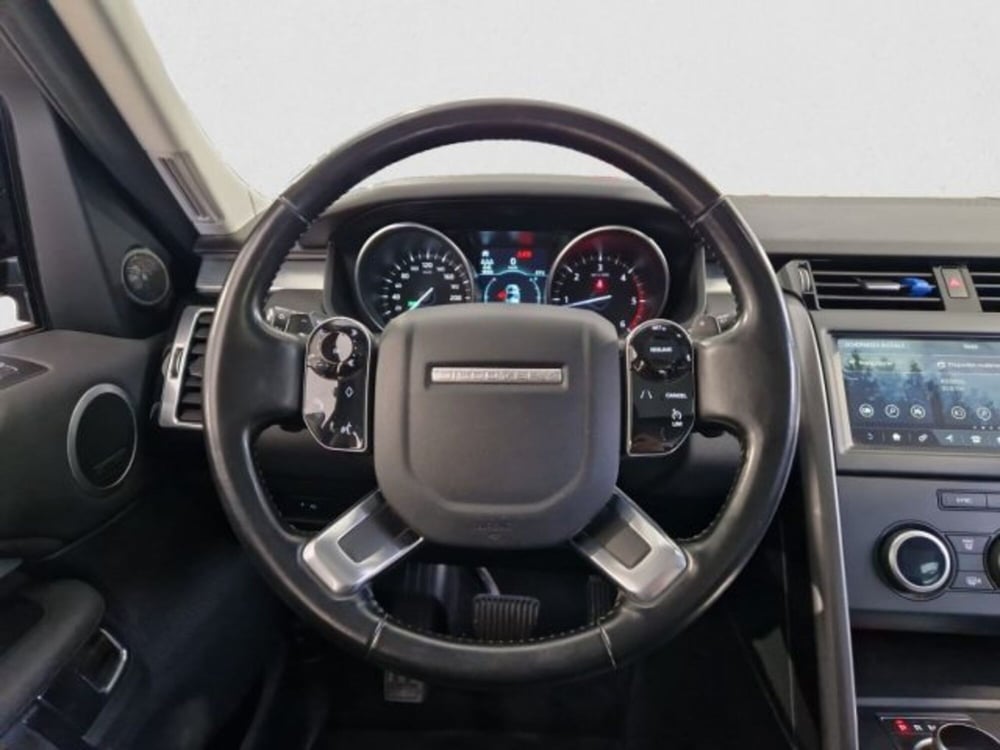 Land Rover Discovery usata a Livorno (15)