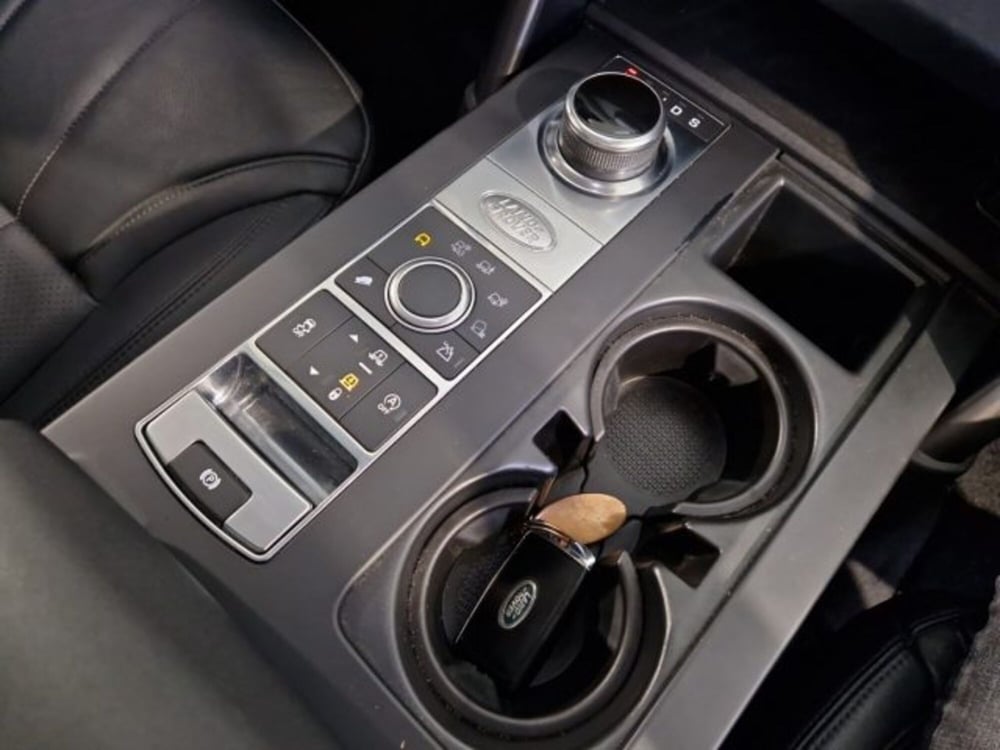 Land Rover Discovery usata a Livorno (18)