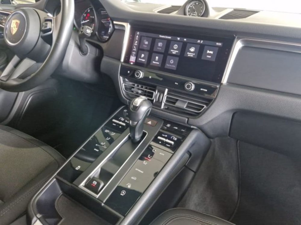 Porsche Macan usata a Livorno (18)