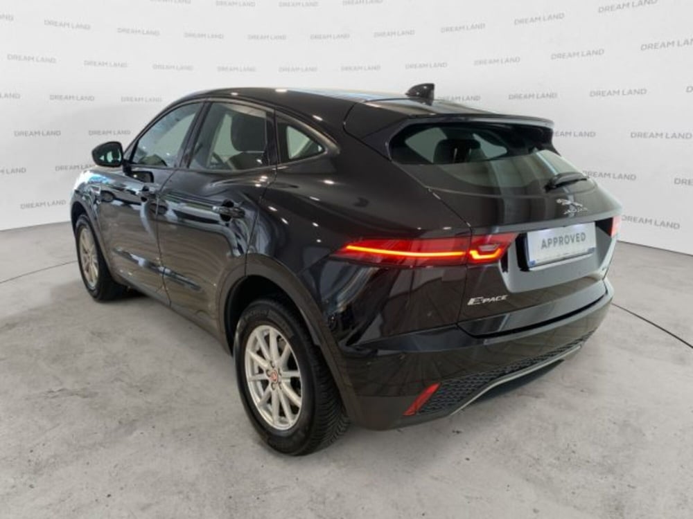 Jaguar E-Pace usata a Livorno (12)
