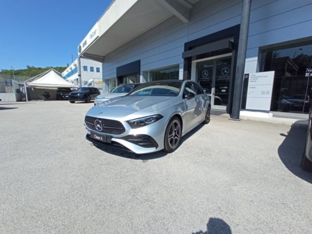 Mercedes-Benz Classe A Sedan nuova a Potenza (3)