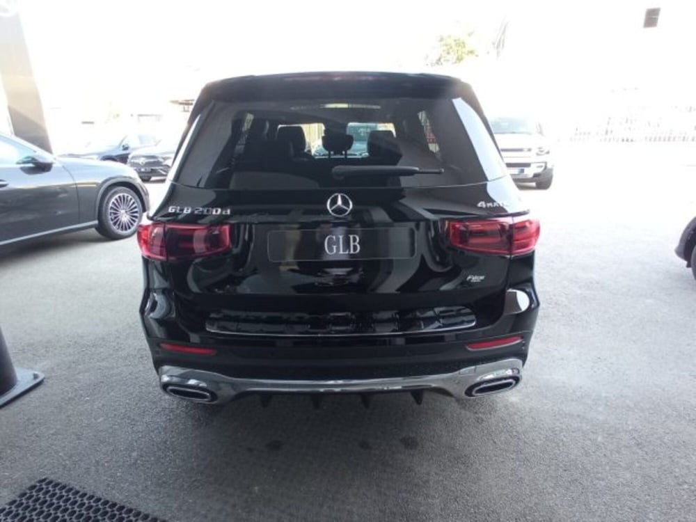 Mercedes-Benz GLB nuova a Potenza (5)