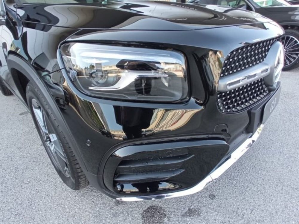 Mercedes-Benz GLB nuova a Potenza (7)