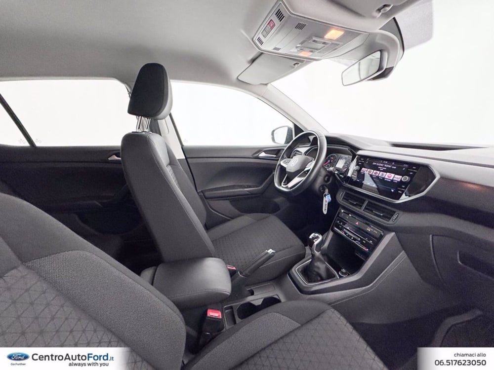 Volkswagen T-Cross usata a Roma (6)