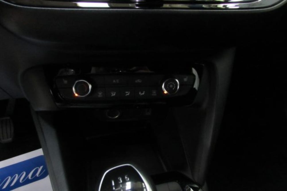 Opel Corsa usata a Milano (10)