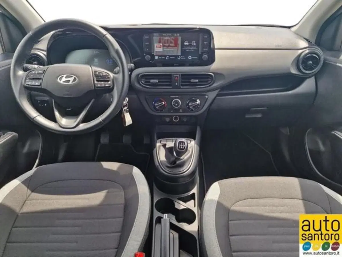 Hyundai i10 nuova a Salerno (10)