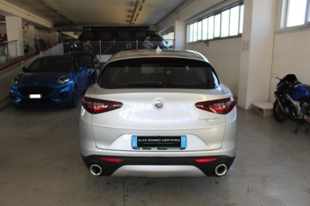 Alfa Romeo Stelvio usata a Terni (5)