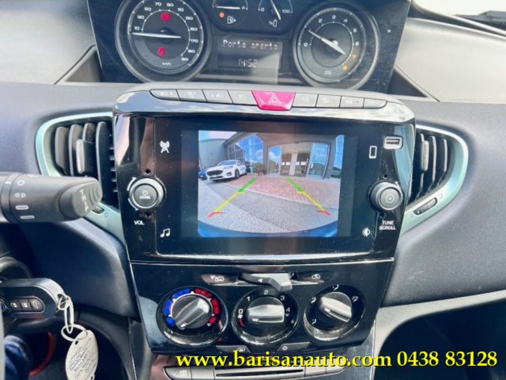 Lancia Ypsilon usata a Treviso (13)