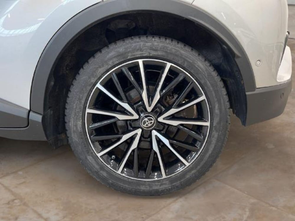 Toyota Toyota C-HR usata a Vercelli (15)