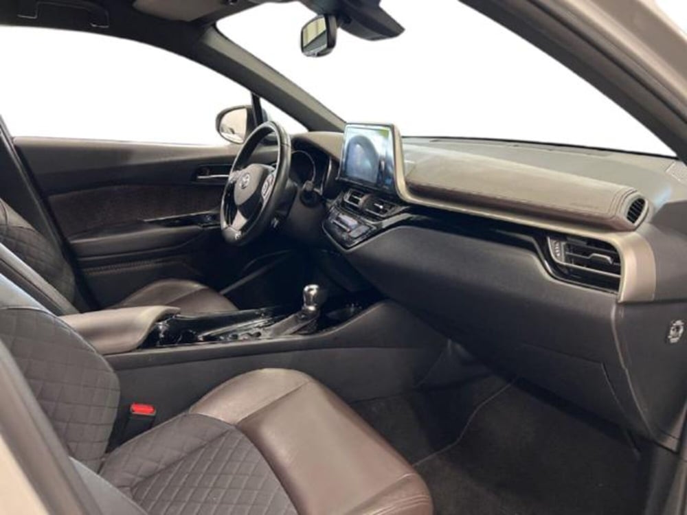 Toyota Toyota C-HR usata a Vercelli (6)