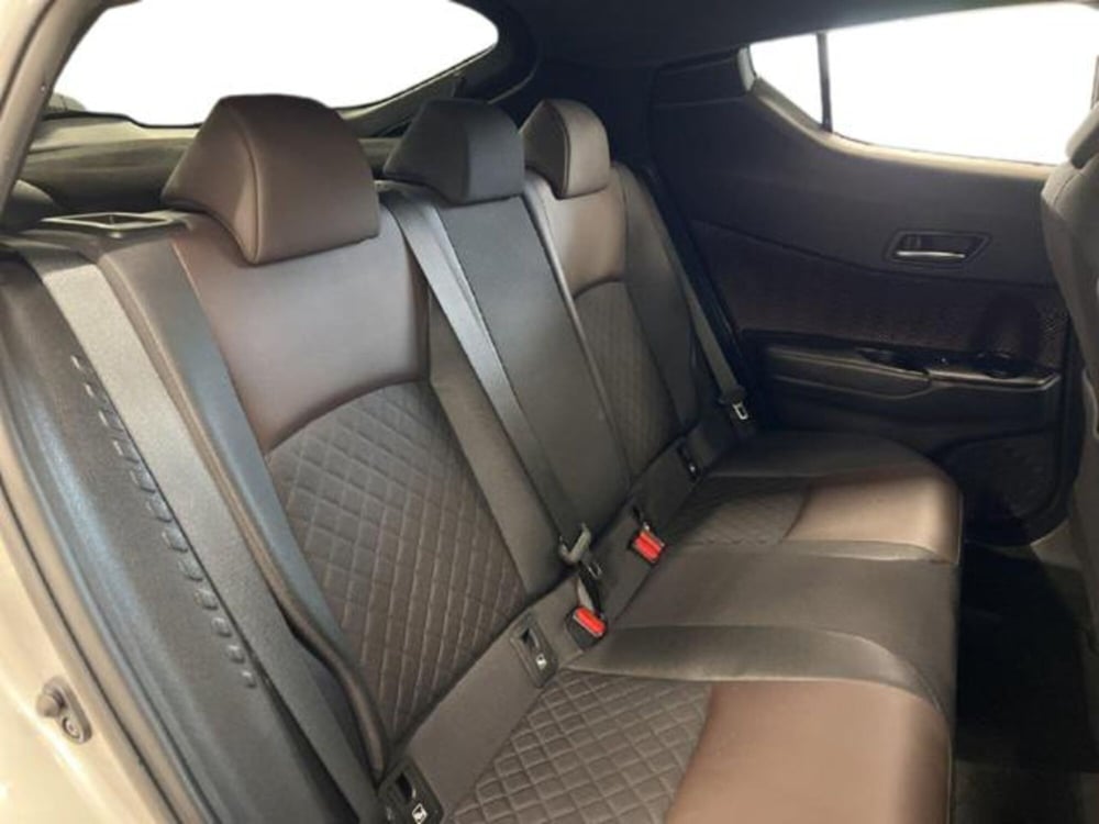 Toyota Toyota C-HR usata a Vercelli (8)