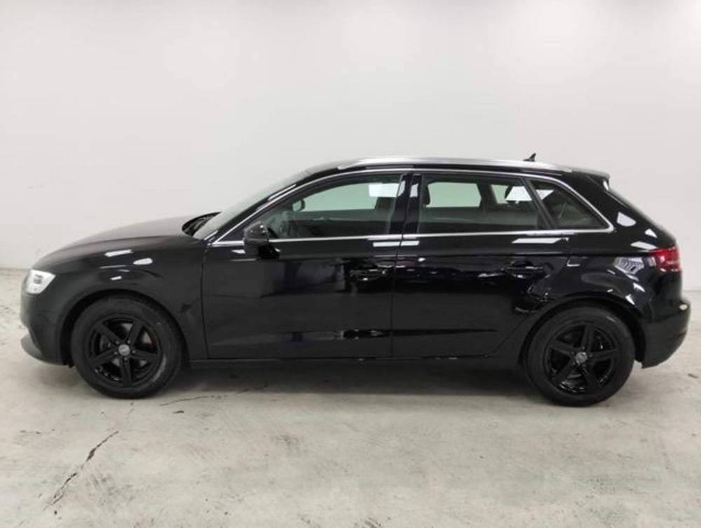 Audi A3 Sportback usata a Como (8)