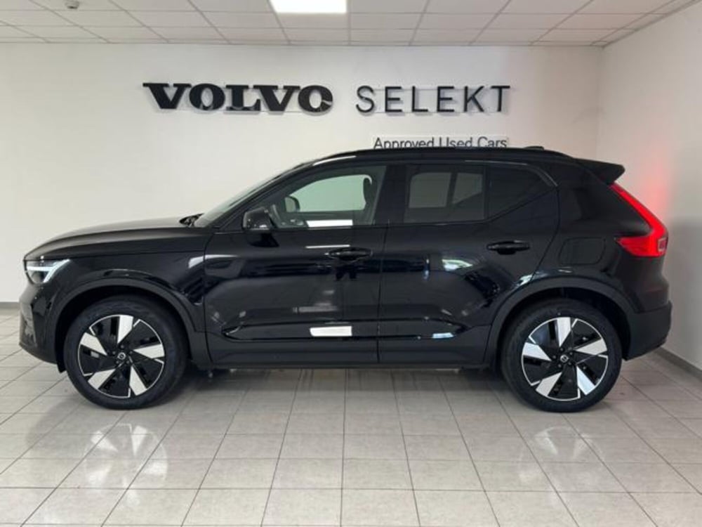 Volvo EX40 nuova a Como (7)