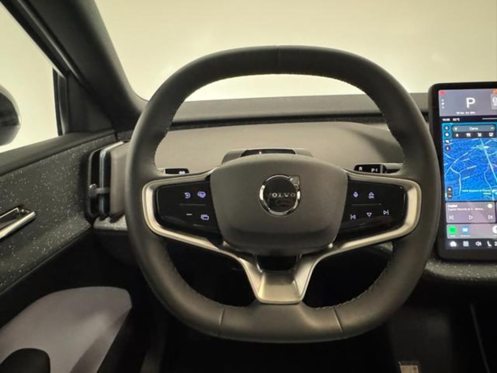 Volvo EX30 usata a Como (12)