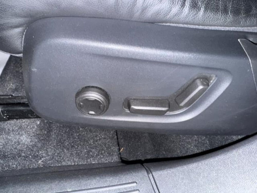 Volvo XC40 usata a Como (17)