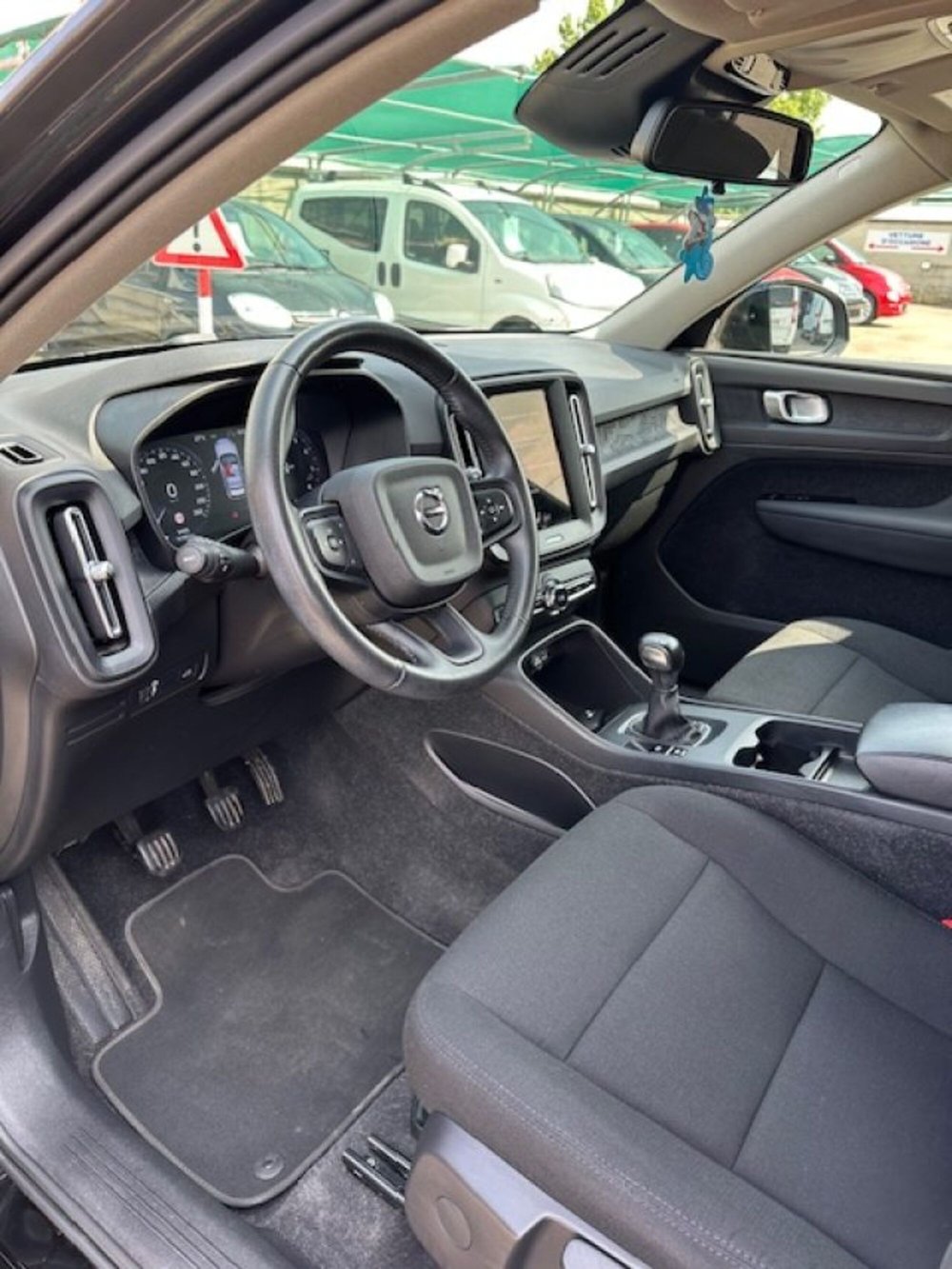 Volvo XC40 usata a Novara (5)