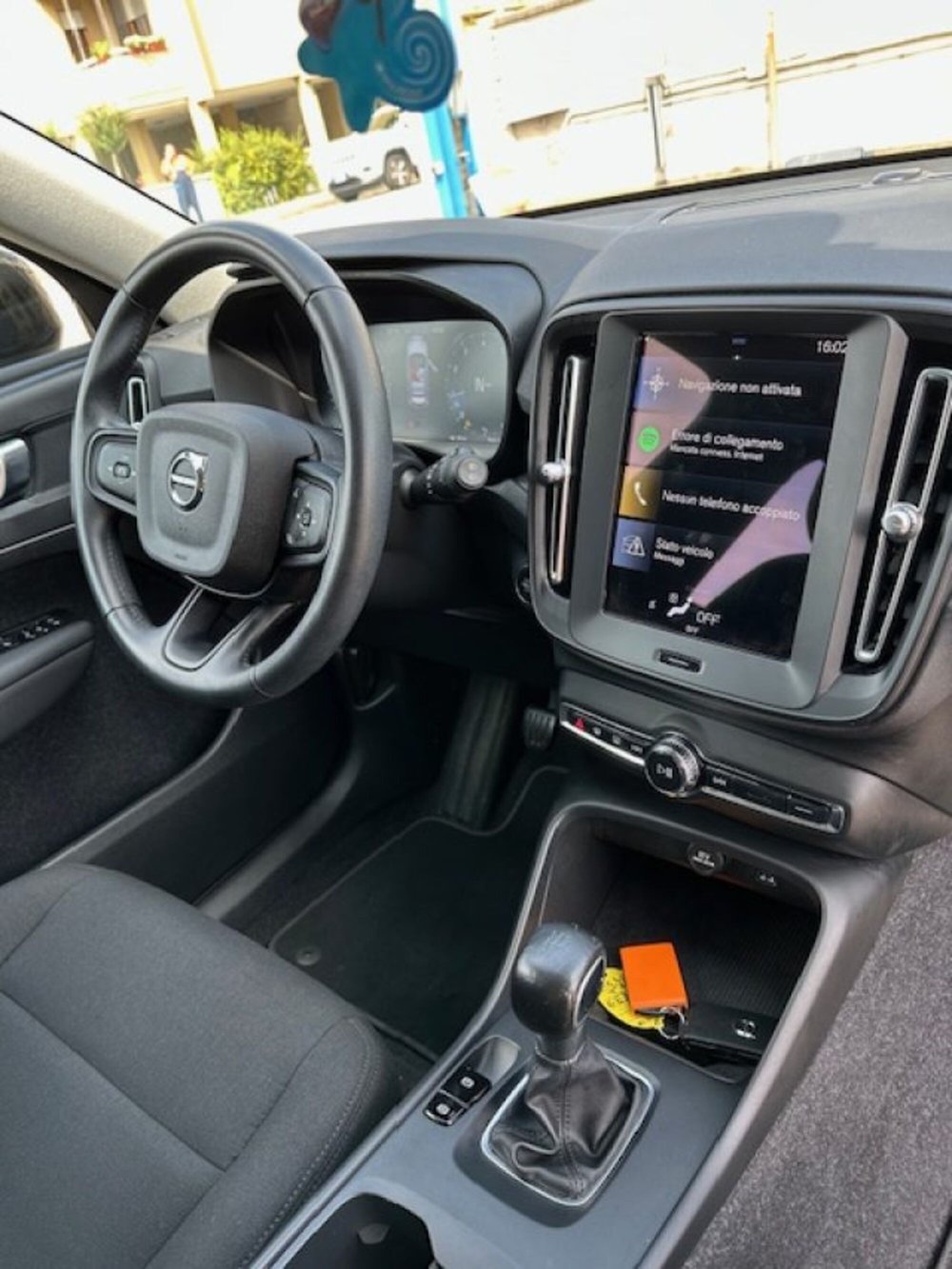 Volvo XC40 usata a Novara (6)