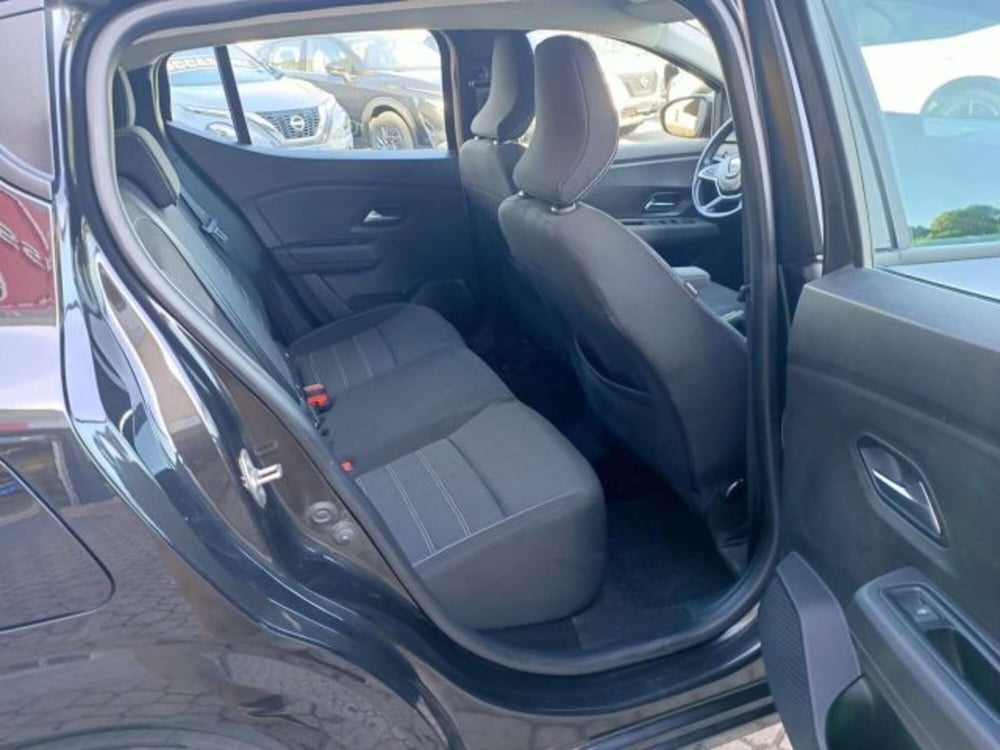 Dacia Sandero usata a Firenze (11)