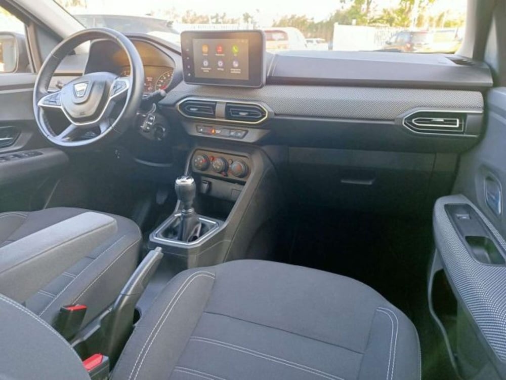 Dacia Sandero usata a Firenze (14)