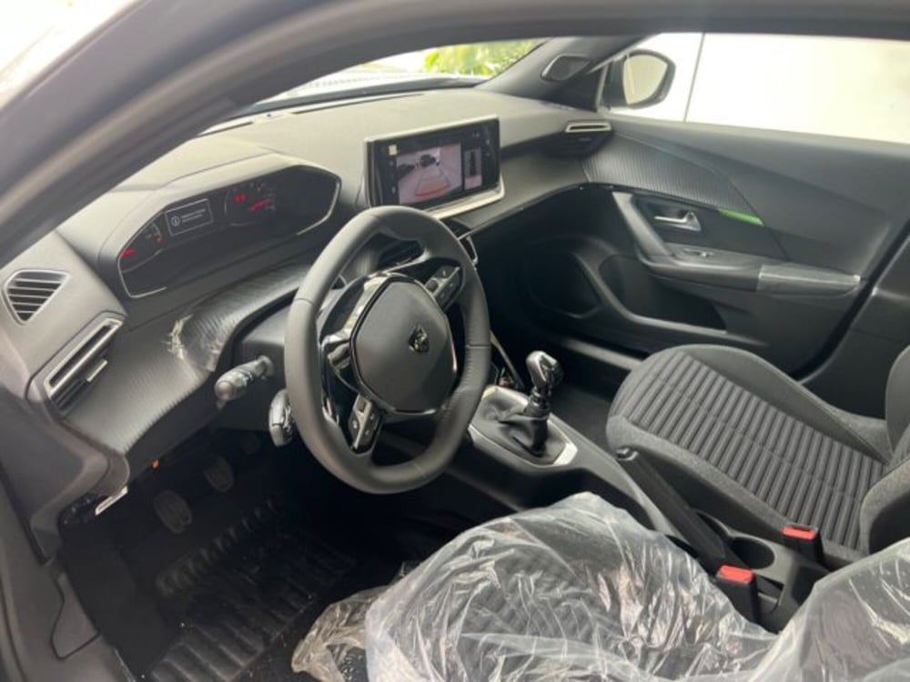 Peugeot 2008 nuova a Napoli (14)