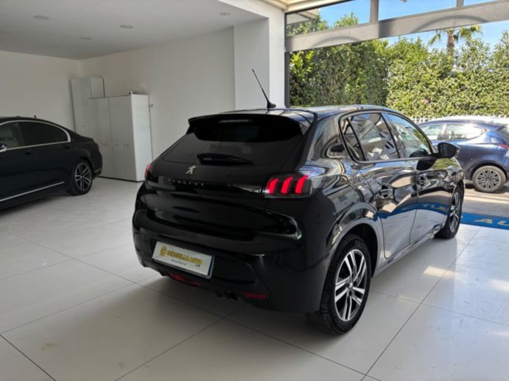 Peugeot 208 usata a Napoli (10)