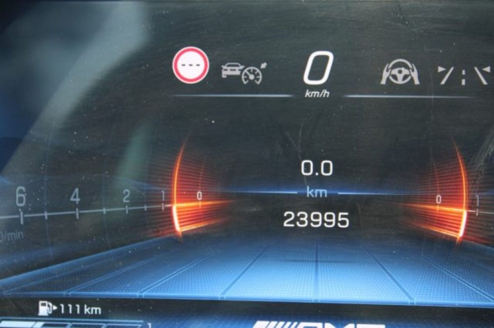 Mercedes-Benz SL usata a Lecce (11)