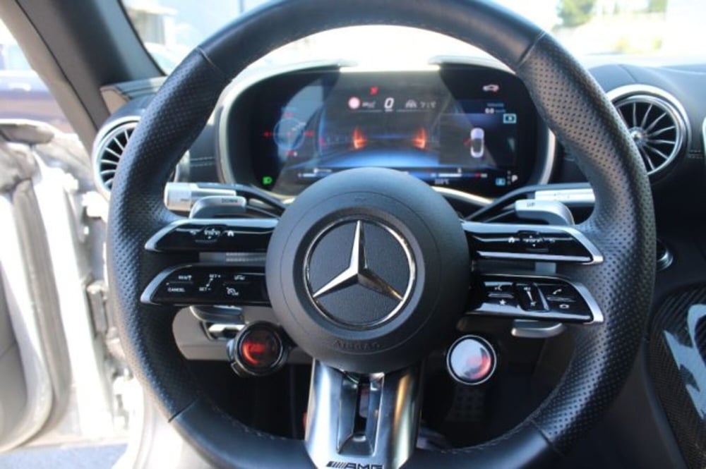 Mercedes-Benz SL usata a Lecce (9)