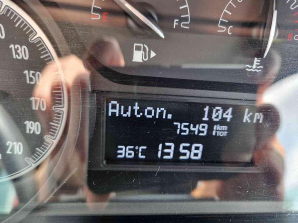 Lancia Ypsilon usata a Bologna (10)