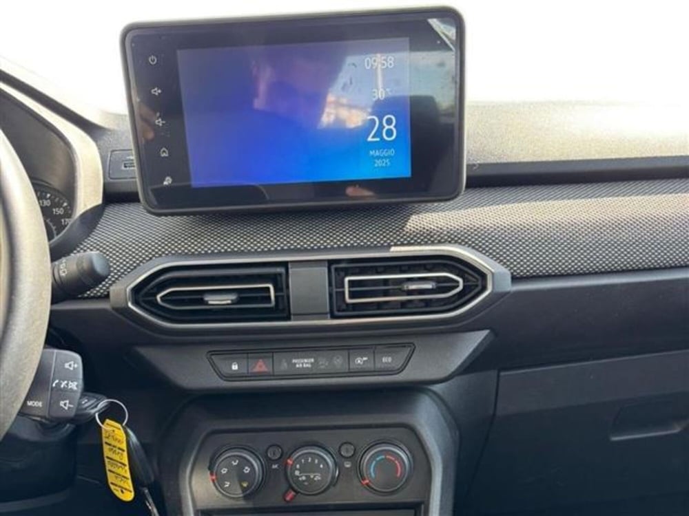 Dacia Sandero usata a Livorno (11)