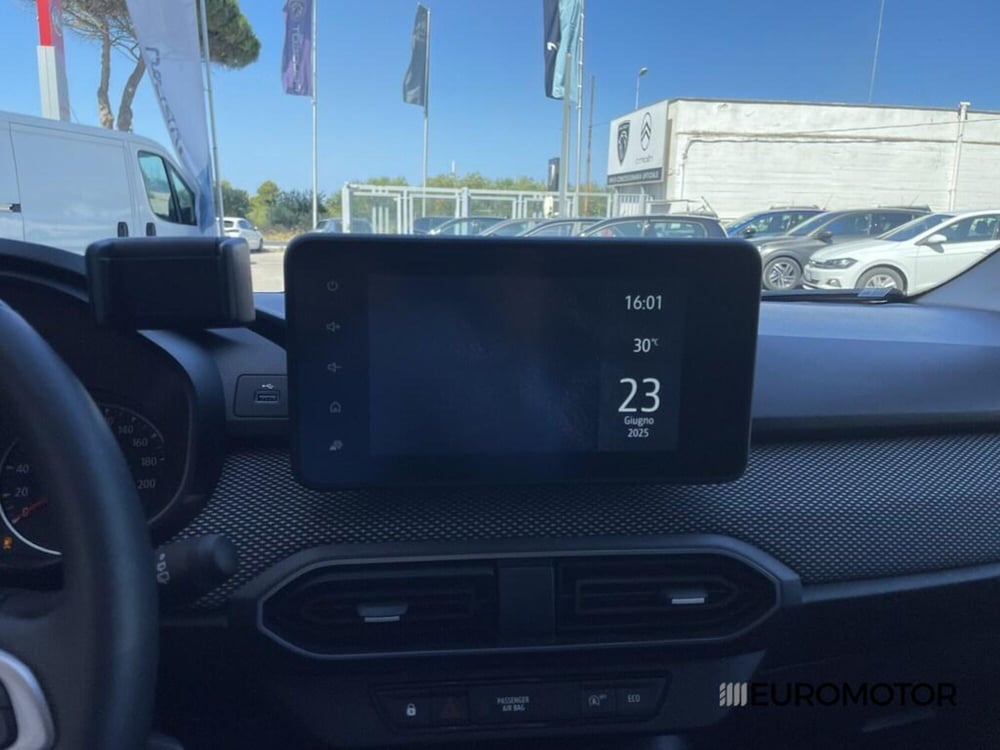 Dacia Sandero usata a Bari (15)