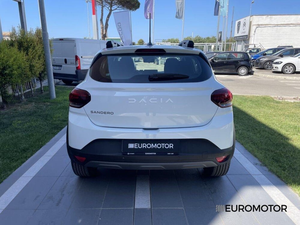 Dacia Sandero usata a Bari (6)