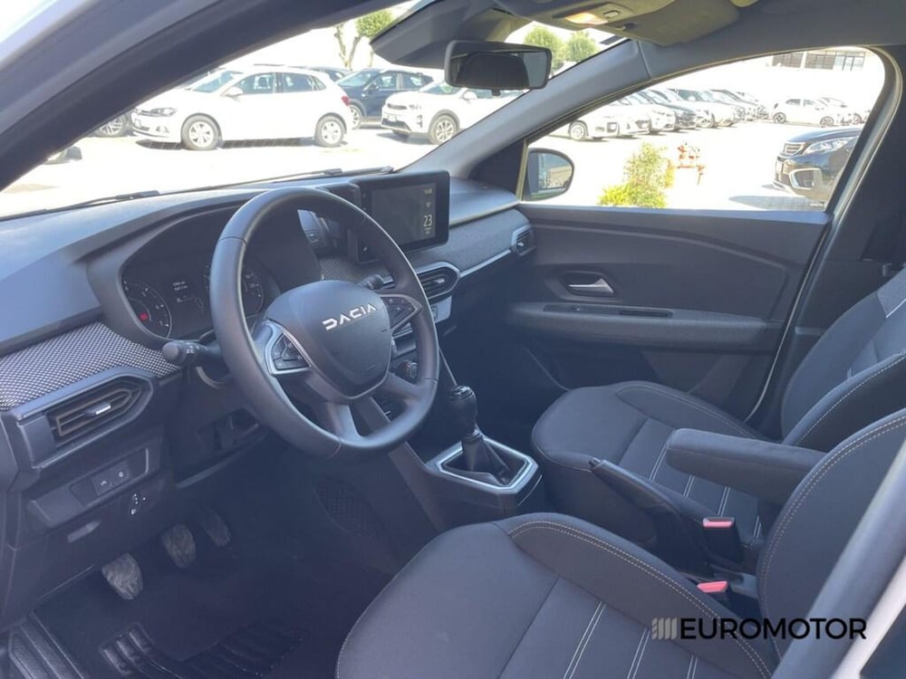 Dacia Sandero usata a Bari (7)