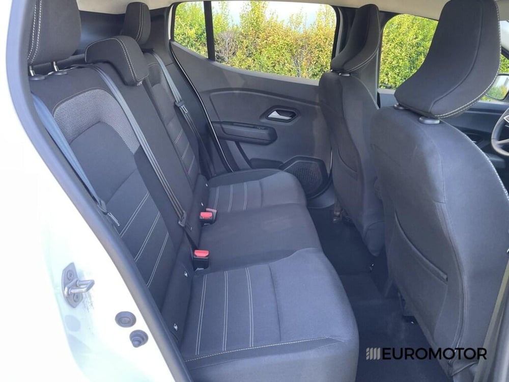 Dacia Sandero usata a Bari (9)