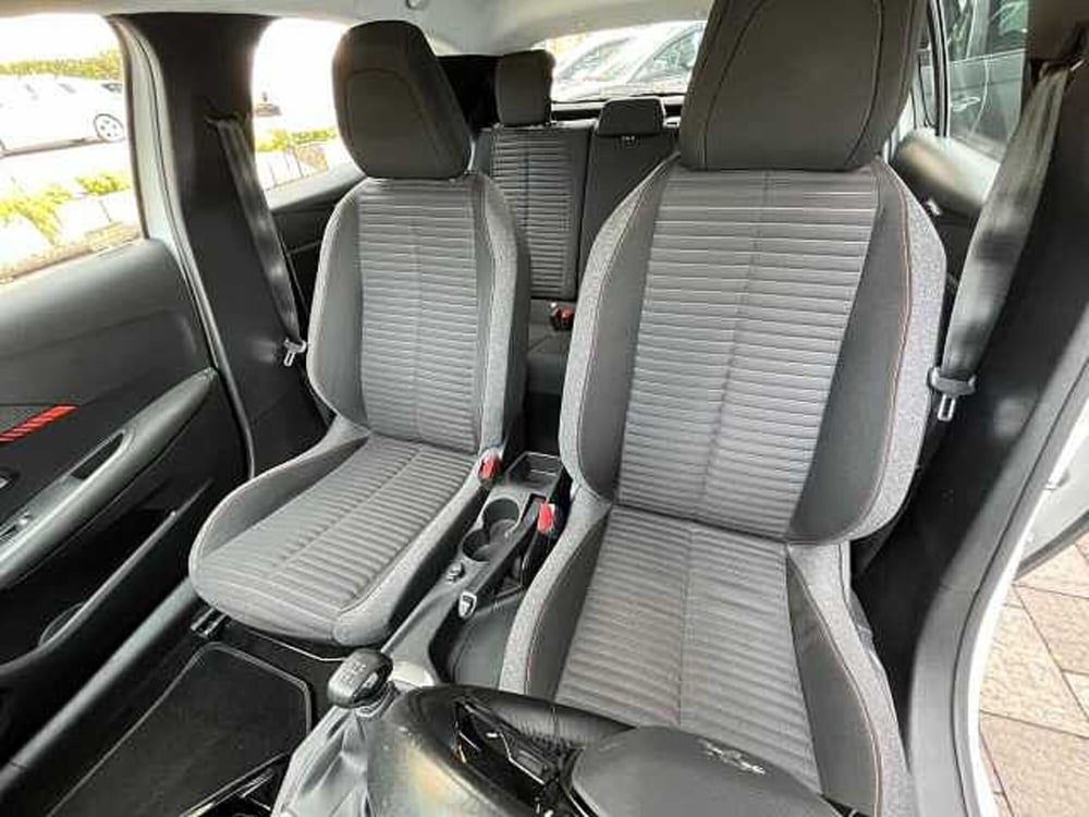 Peugeot 208 usata a Venezia (12)