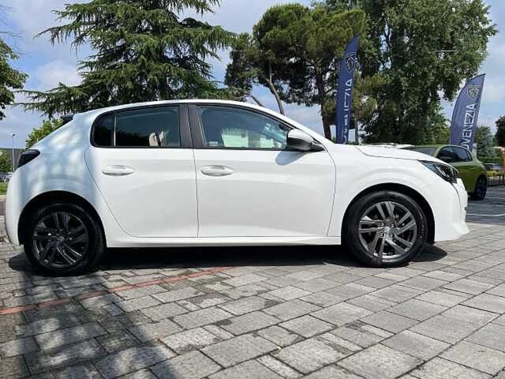 Peugeot 208 usata a Venezia (4)