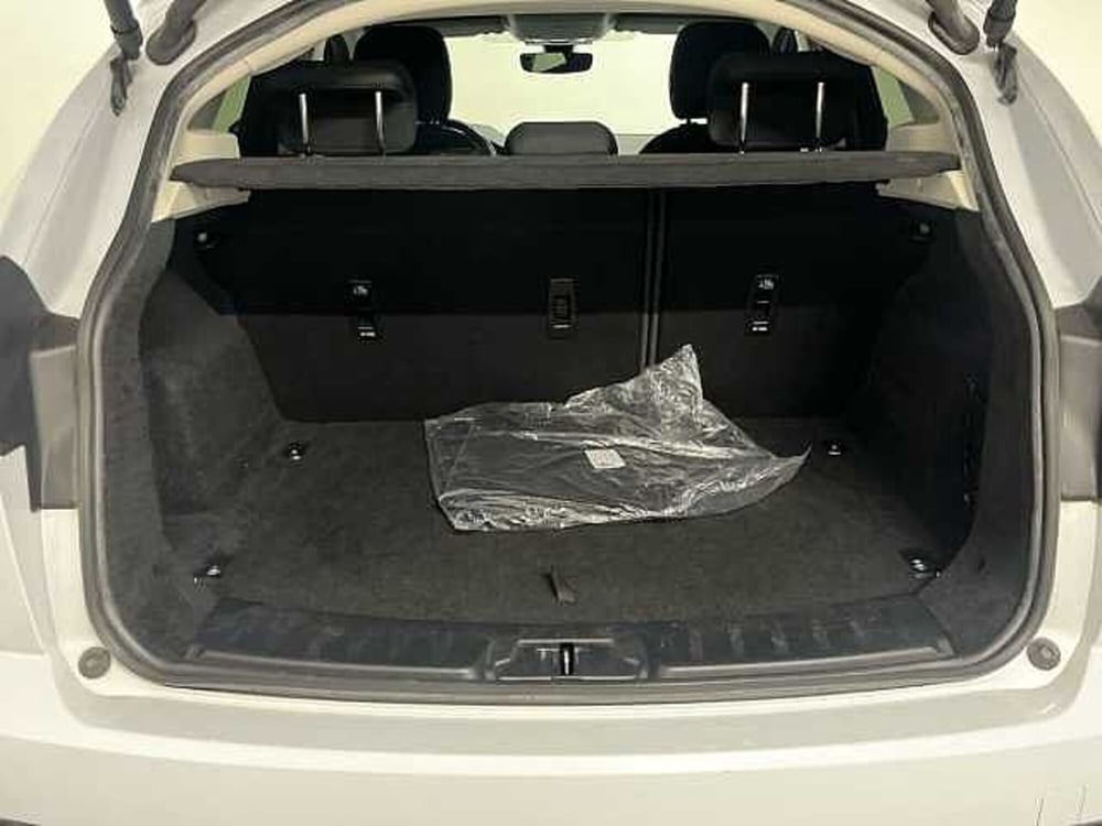 Jaguar E-Pace usata a Catanzaro (10)