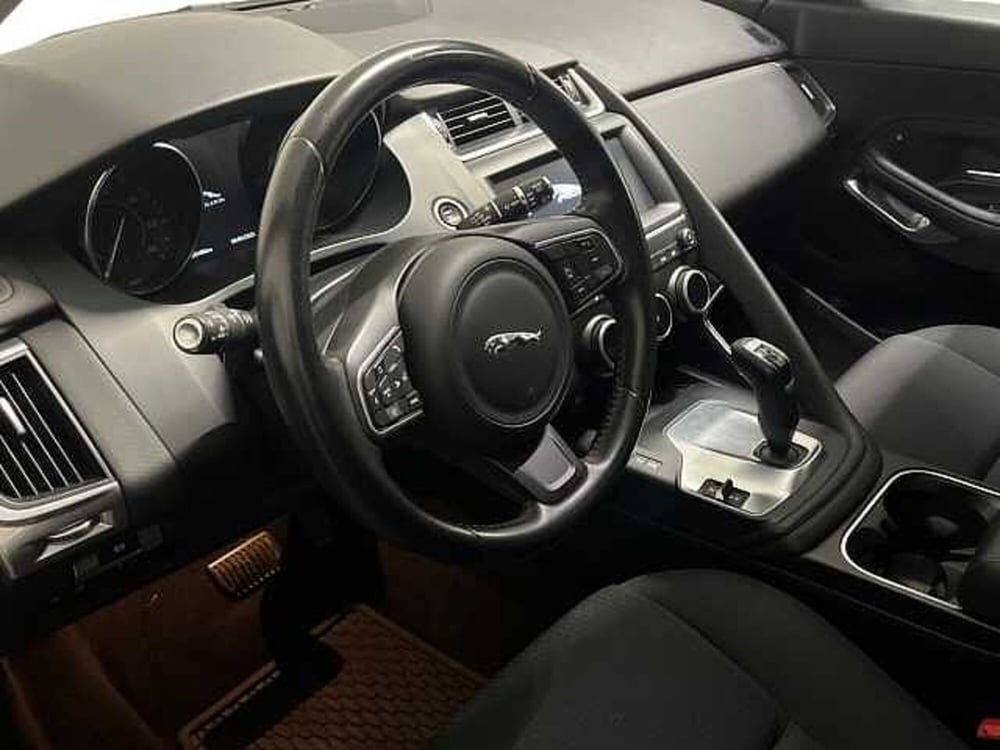 Jaguar E-Pace usata a Catanzaro (13)
