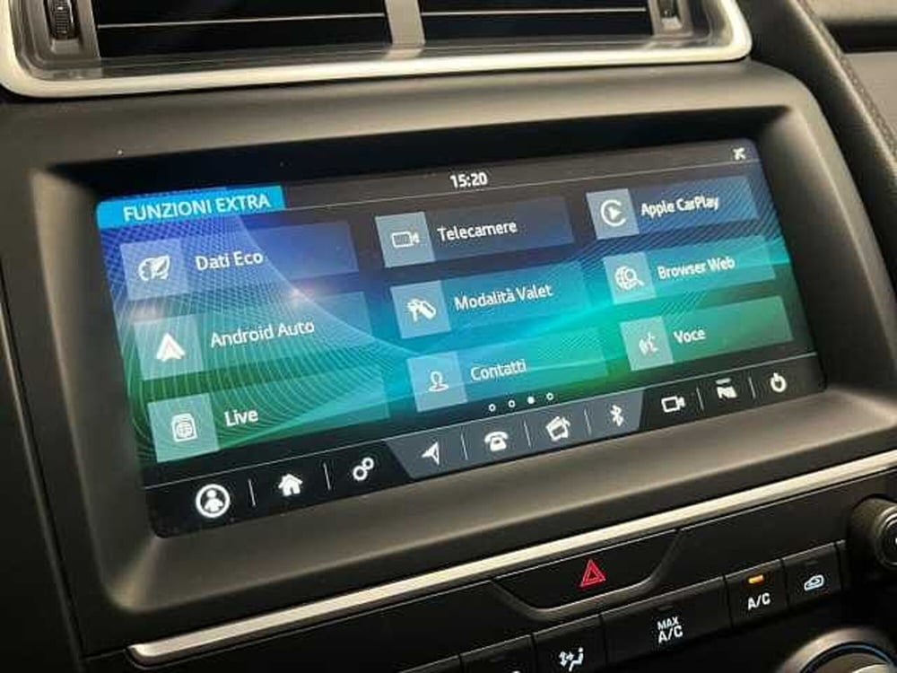 Jaguar E-Pace usata a Catanzaro (16)