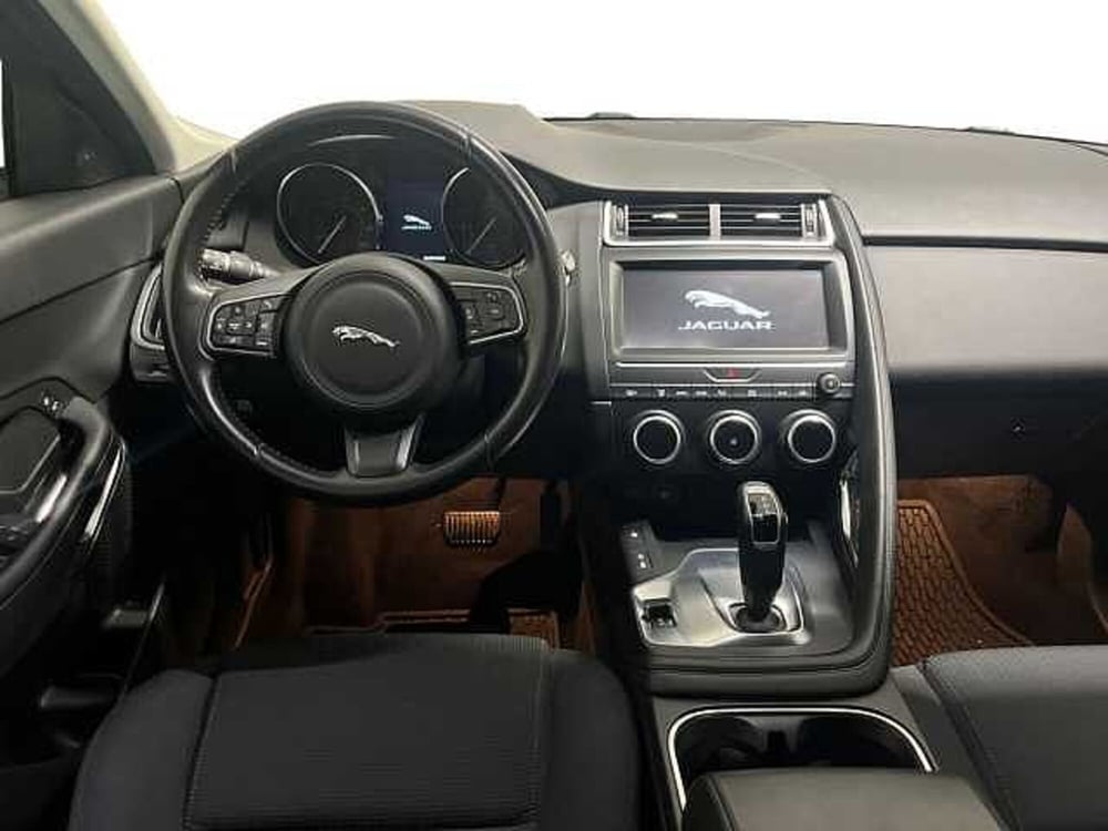 Jaguar E-Pace usata a Catanzaro (9)