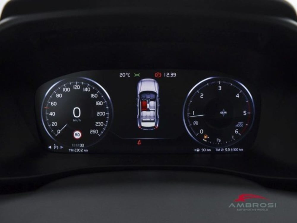 Volvo XC40 usata a Perugia (13)